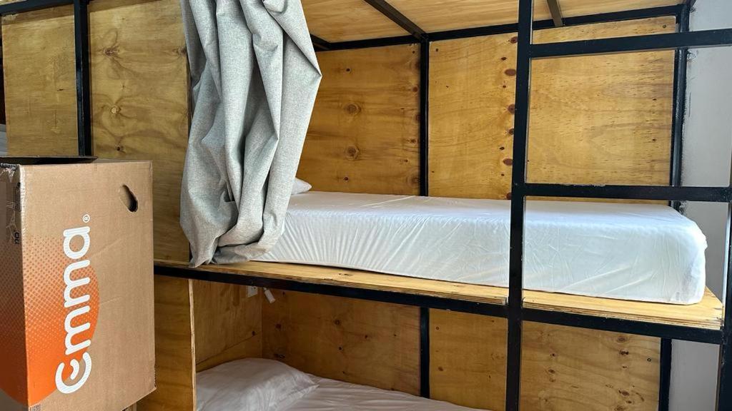 Hostel Hug Brasil Куритиба Екстериор снимка